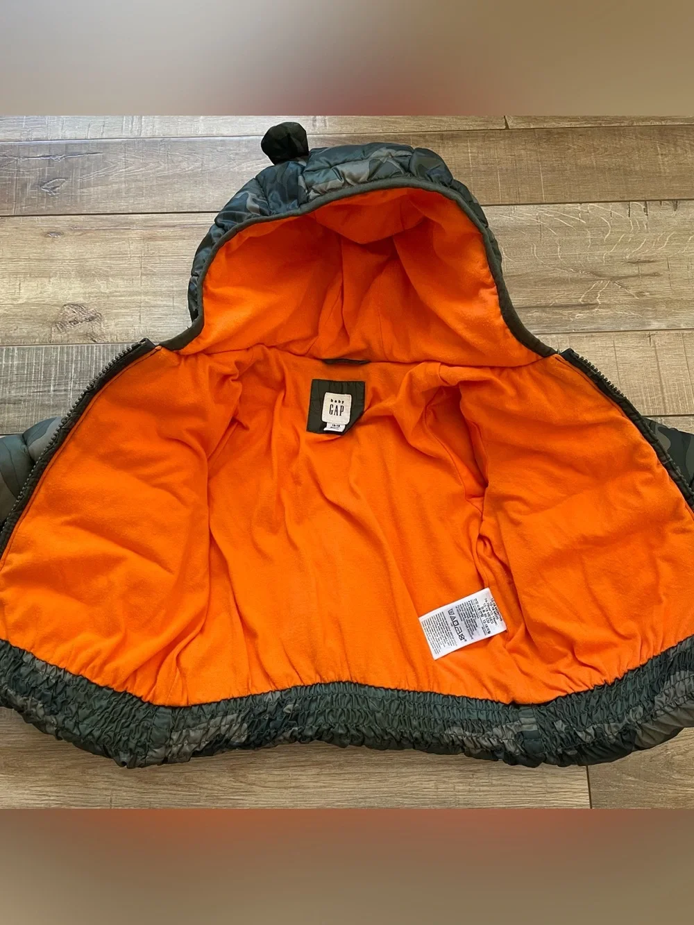 Baby Gap Boys 12-18M Camo Puffer Jacket Hood Bear Ears Orange Lined Coat